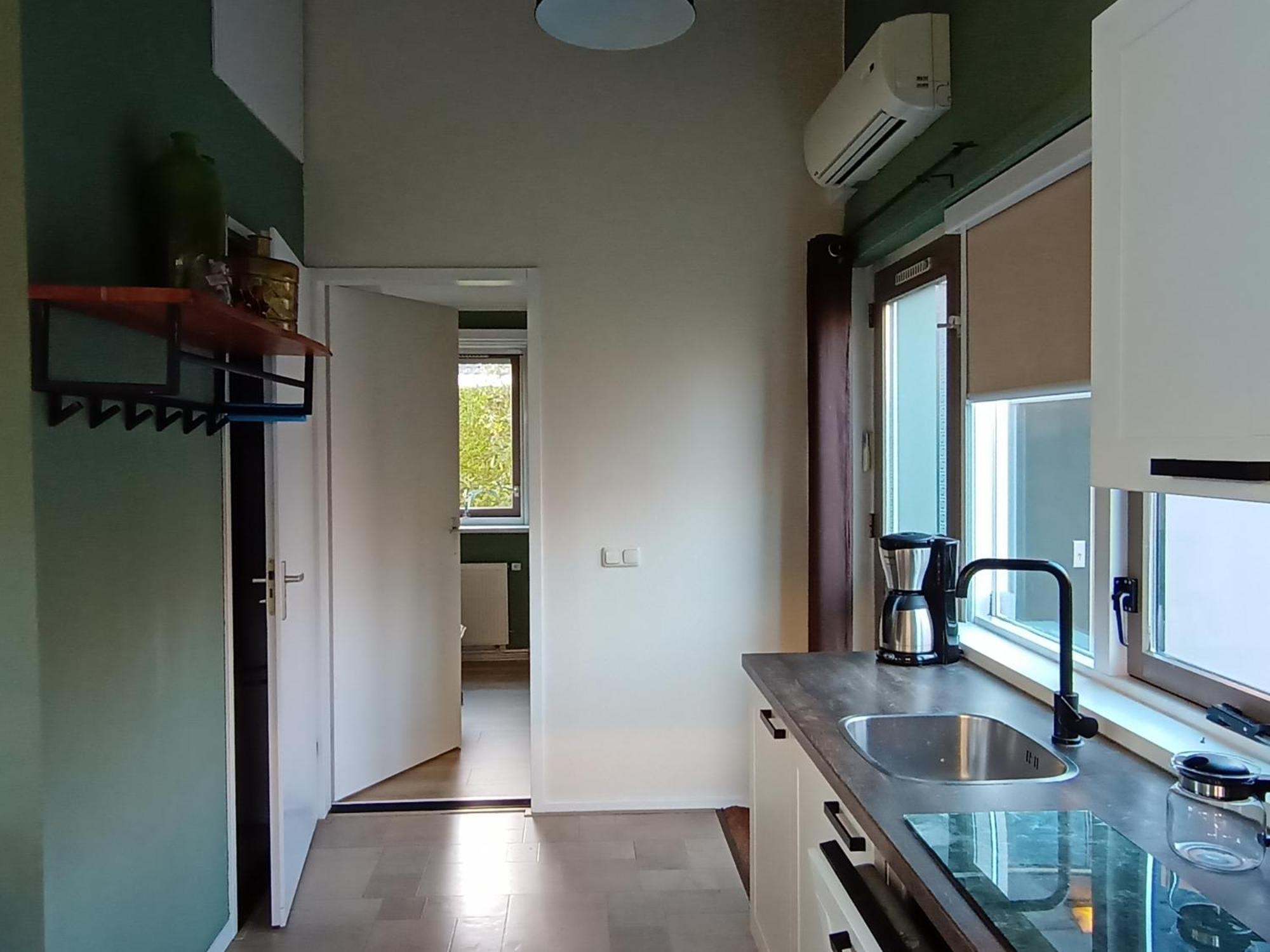 Vakantiewoning Met Serre En Airconditioning Tzummarum المظهر الخارجي الصورة
