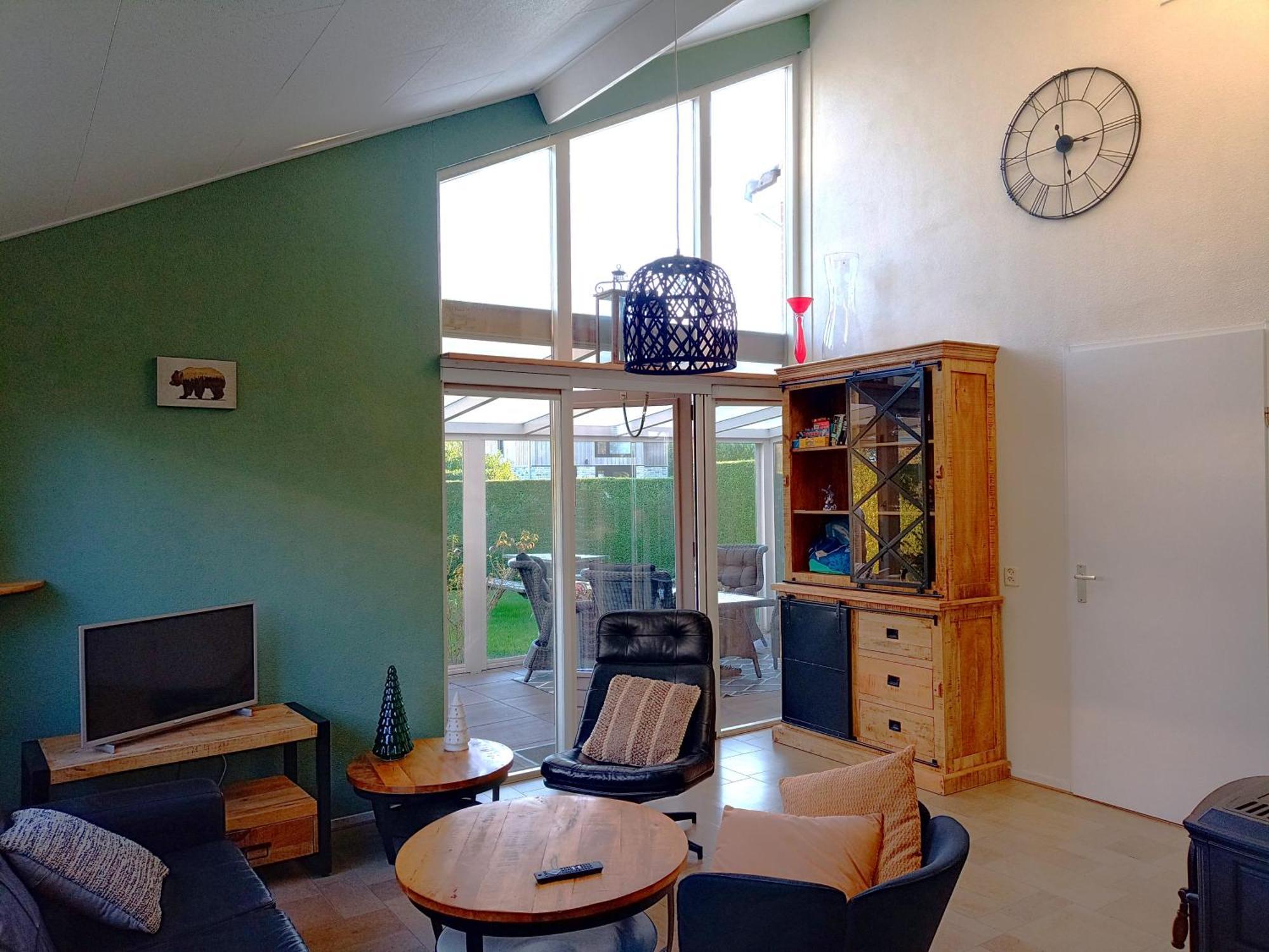 Vakantiewoning Met Serre En Airconditioning Tzummarum المظهر الخارجي الصورة